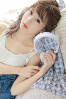 红色假期黑色婚礼 高清完整版